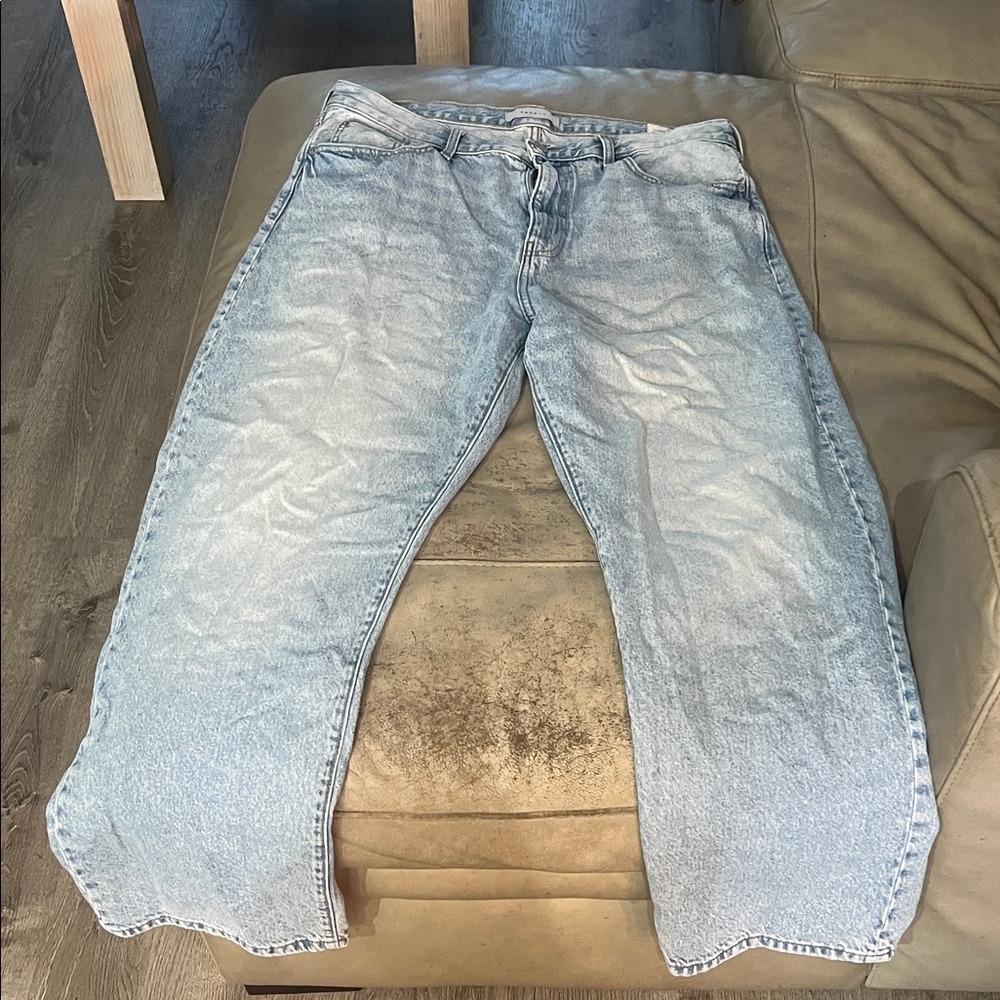 PacSun Men's Relaxed Light Wash Jeans